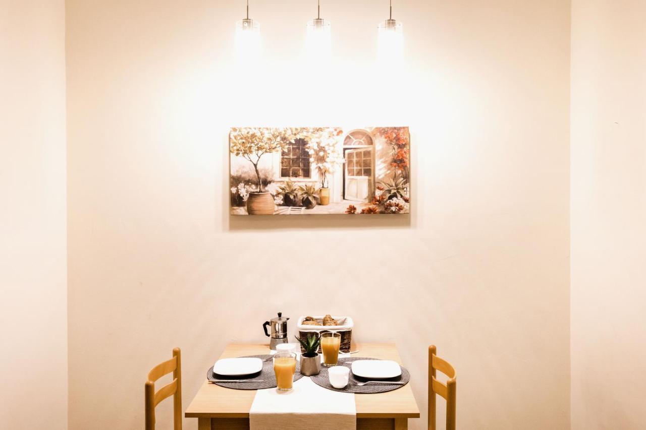 Apartament Downtown Charm With Balcony And Garden View Budapeszt Zewnętrze zdjęcie